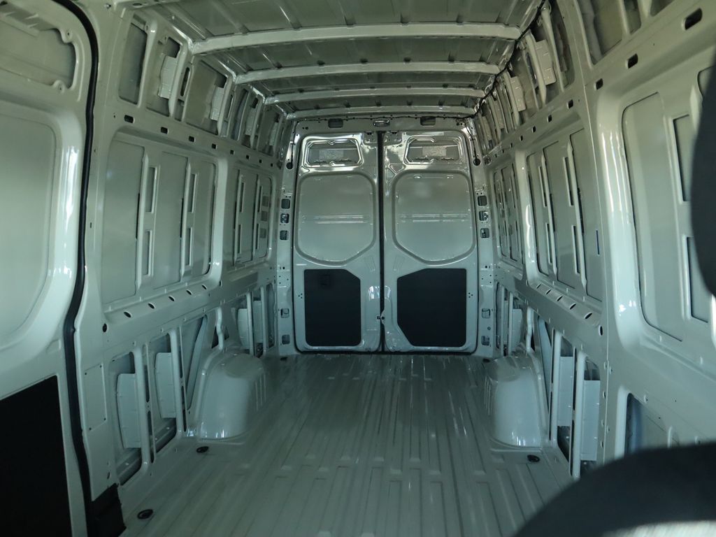 2025 Mercedes-Benz Sprinter Cargo Image 19 of 41