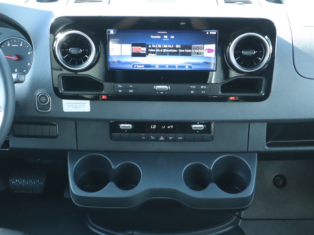 2025 Mercedes-Benz Sprinter Cargo Image 15 of 41