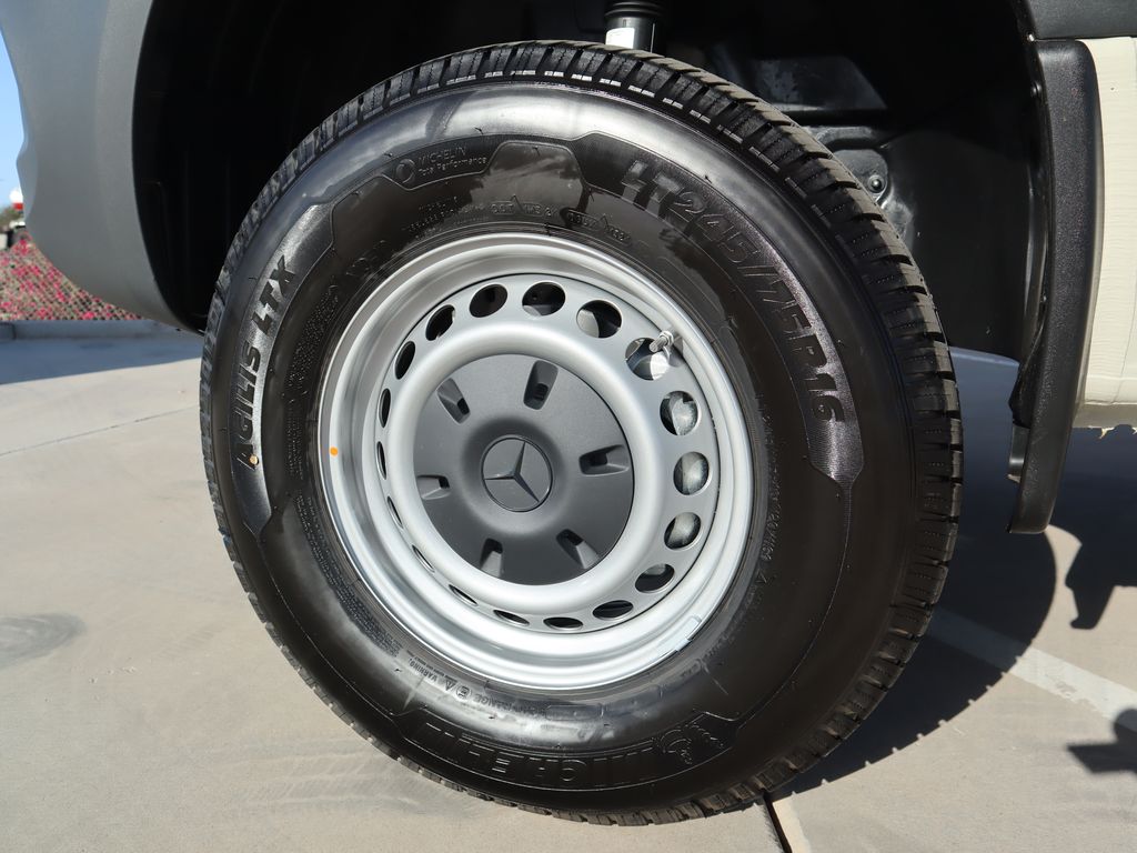 2025 Mercedes-Benz Sprinter Cargo Image 35 of 41