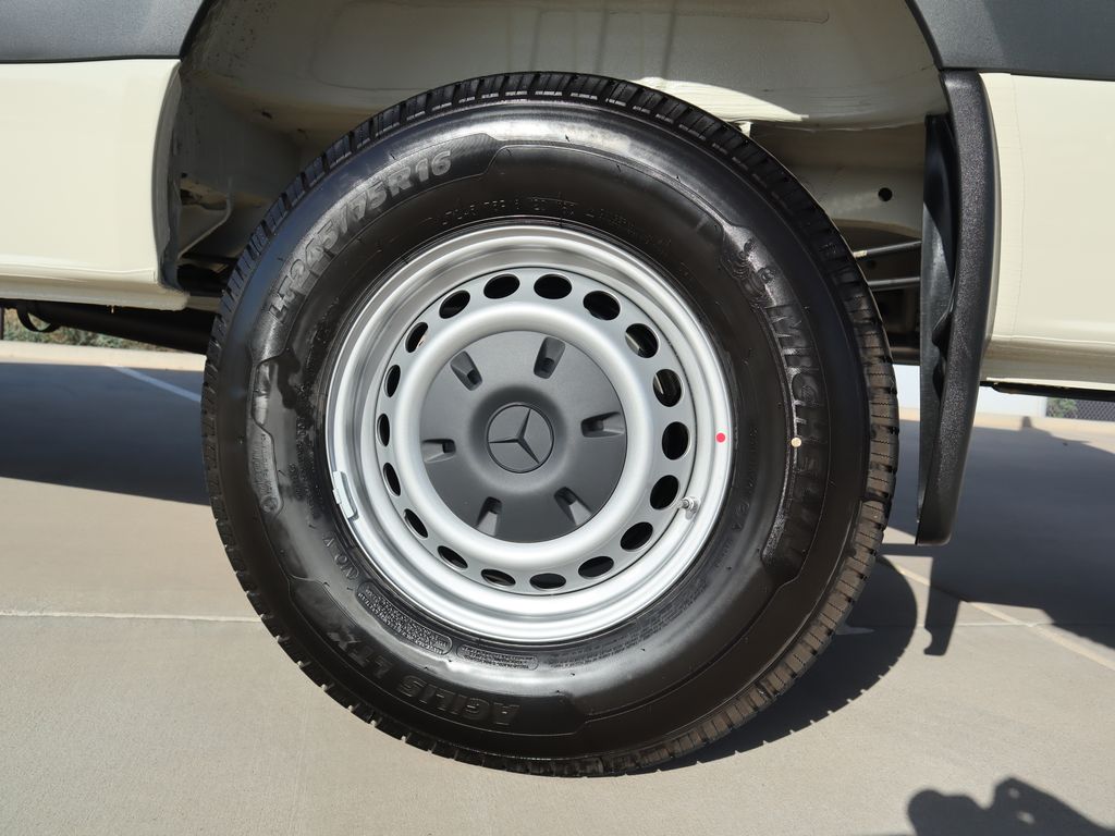 2025 Mercedes-Benz Sprinter Cargo Image 36 of 41