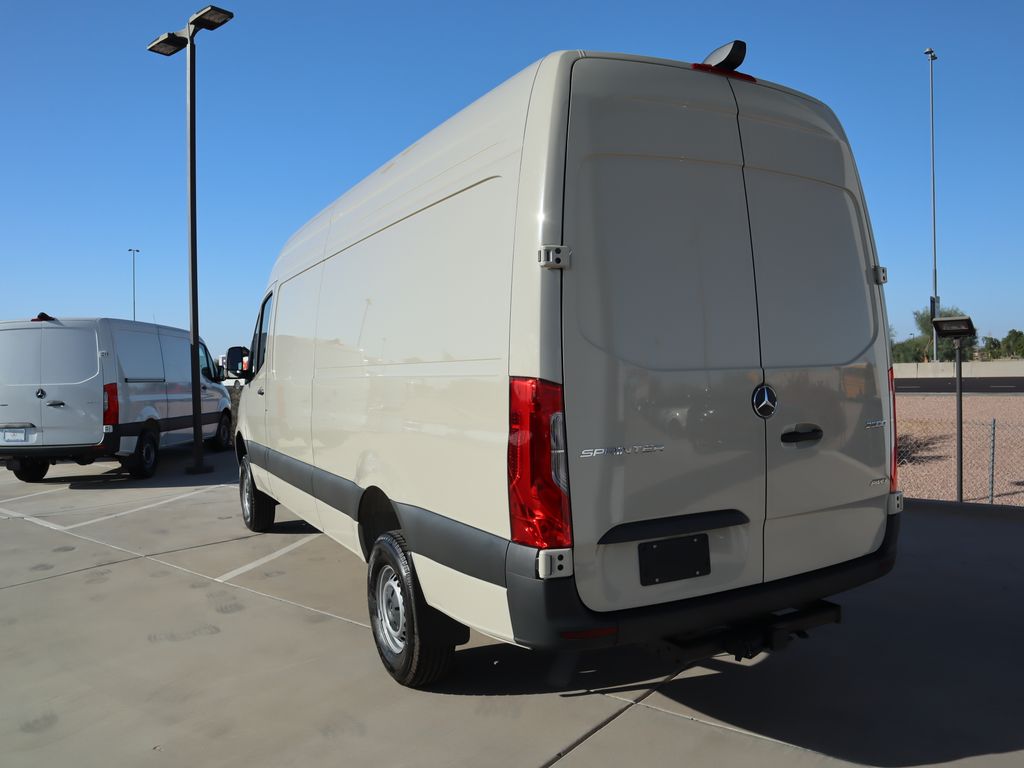 2025 Mercedes-Benz Sprinter Cargo Image 7 of 41