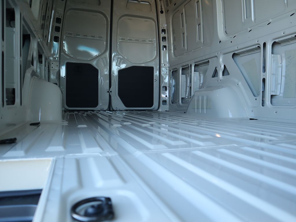 2025 Mercedes-Benz Sprinter Cargo Image 27 of 41