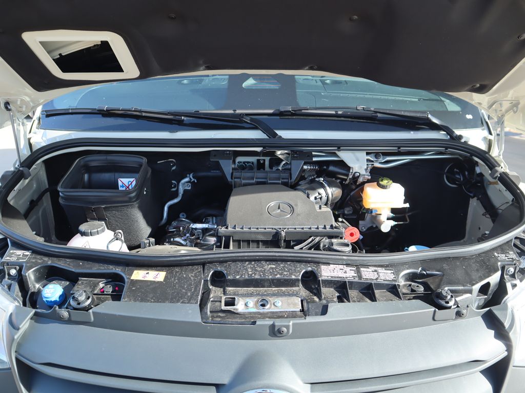 2025 Mercedes-Benz Sprinter Cargo Image 39 of 41