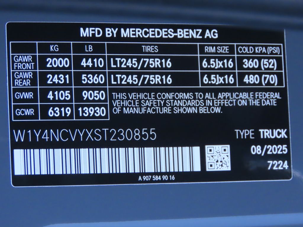 2025 Mercedes-Benz Sprinter Cargo Image 30 of 32