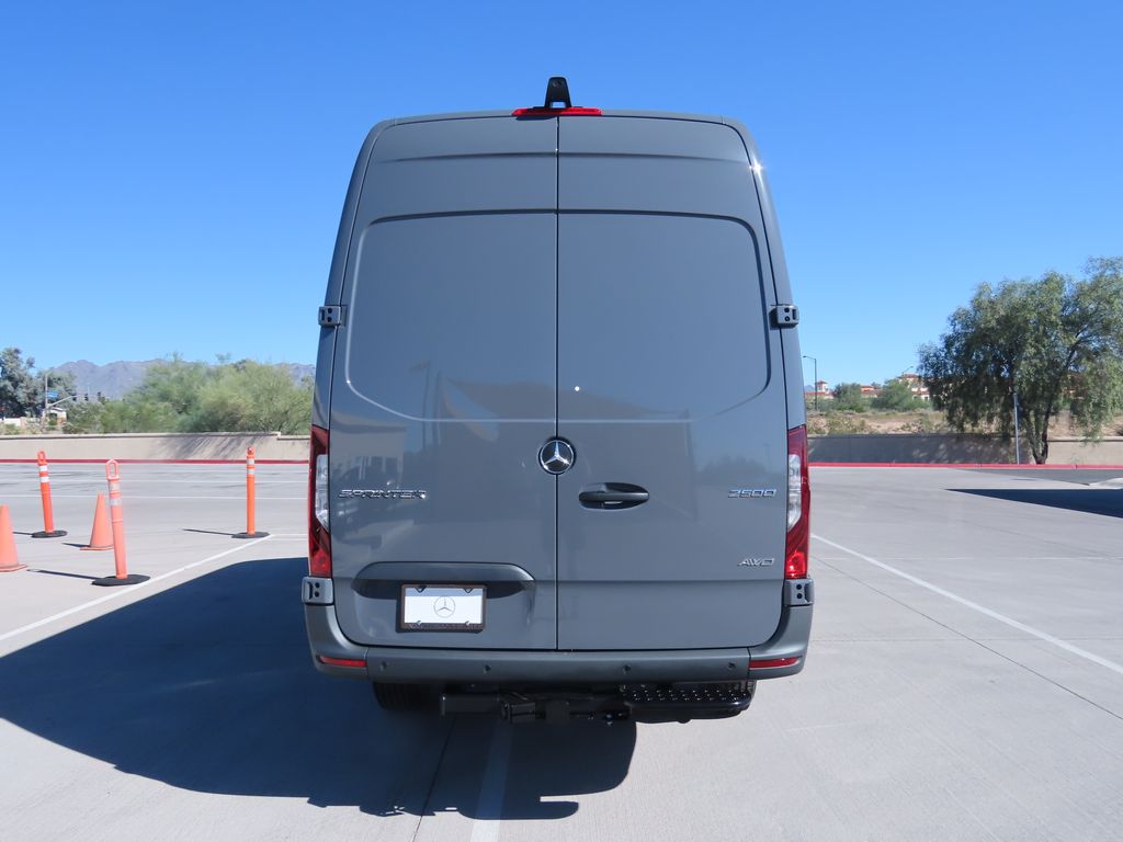 2025 Mercedes-Benz Sprinter Cargo Image 31 of 32