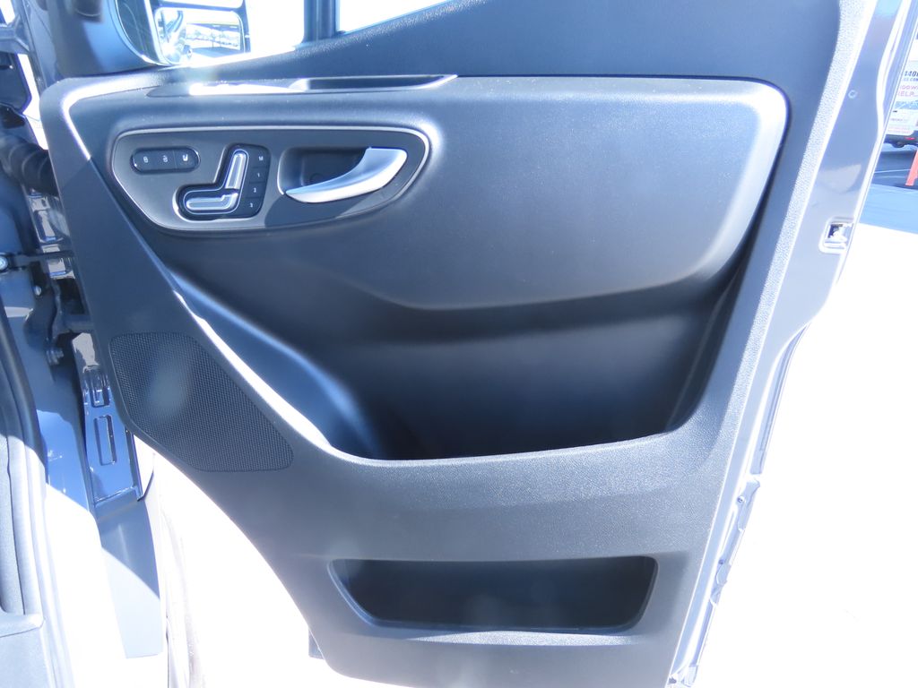 2025 Mercedes-Benz Sprinter Cargo Image 28 of 32