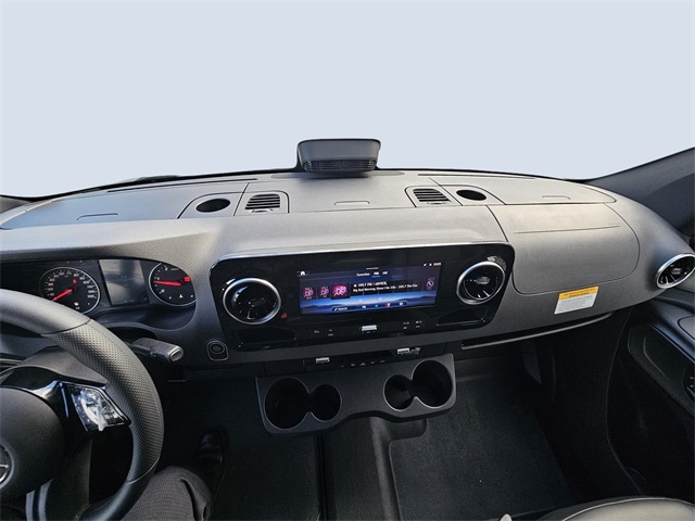 Vehicle image 12 of 20