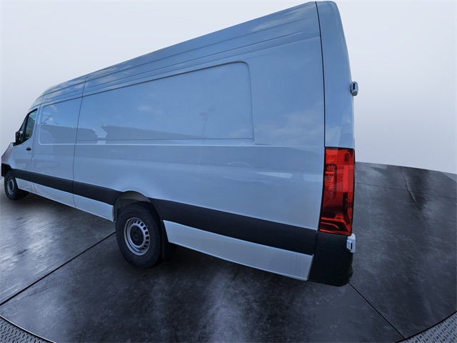 Vehicle image 5 of 20