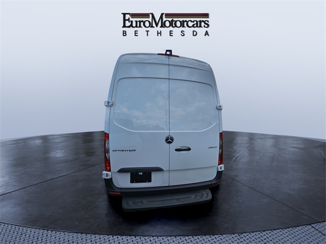 Vehicle image 4 of 20