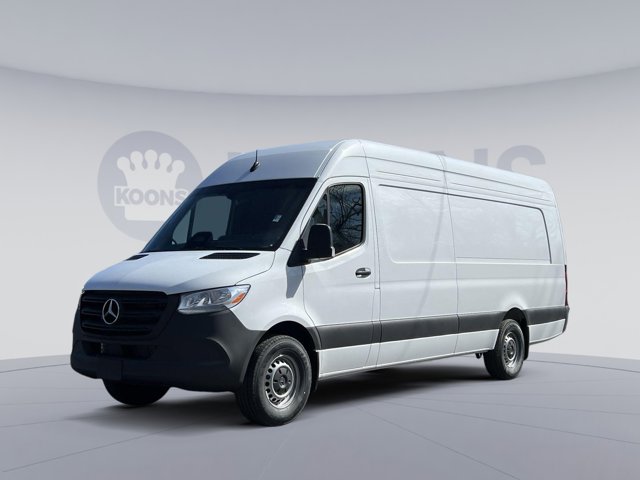 Vehicle image 1 of 32