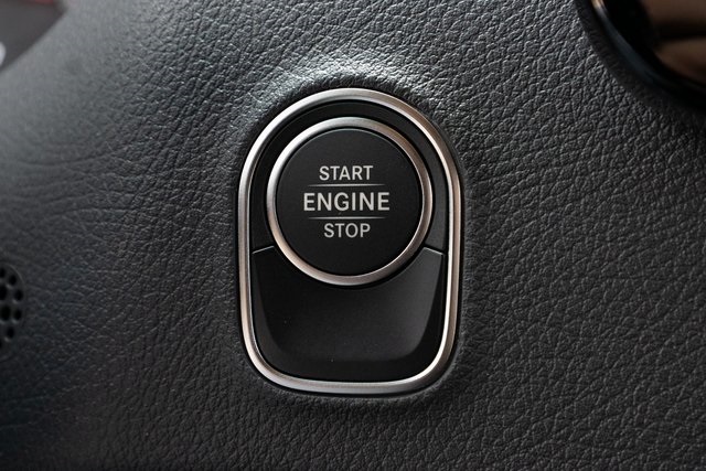 Vehicle image 23 of 42