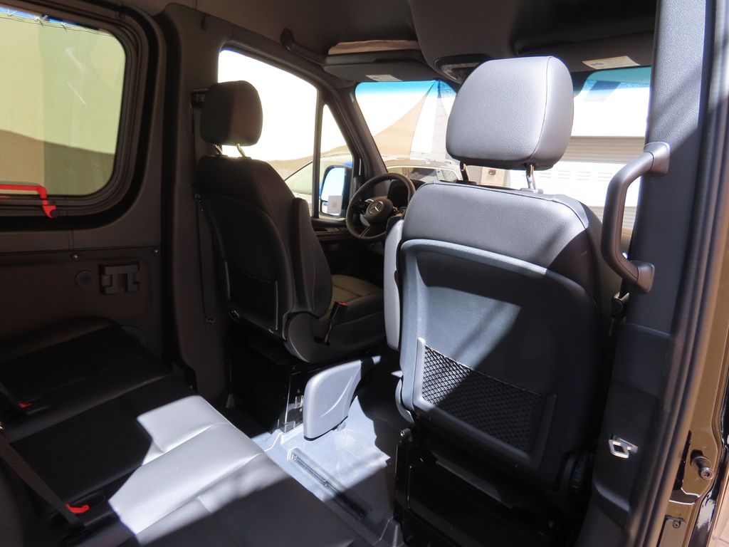 2025 Mercedes-Benz Sprinter Passsenger Image 23 of 31
