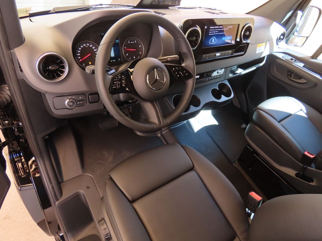 2025 Mercedes-Benz Sprinter Passsenger Image 9 of 31