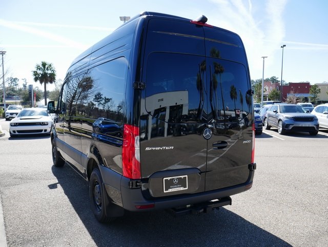 2025 Mercedes-Benz Sprinter Passsenger Image 6 of 23