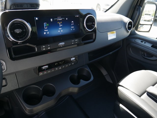 2025 Mercedes-Benz Sprinter Passsenger Image 14 of 23