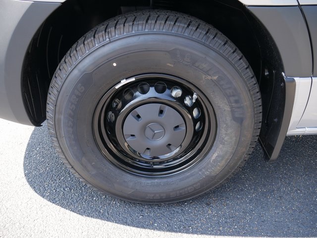2025 Mercedes-Benz Sprinter Passsenger Image 7 of 23