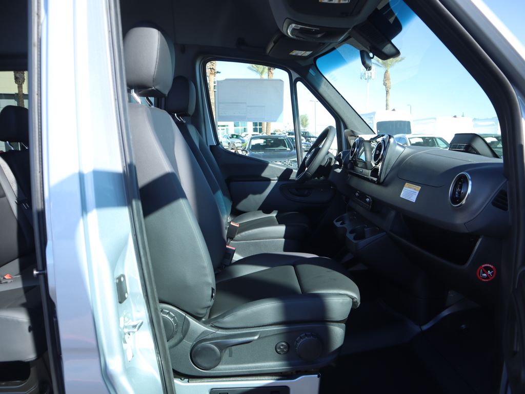2025 Mercedes-Benz Sprinter Passsenger Image 17 of 41