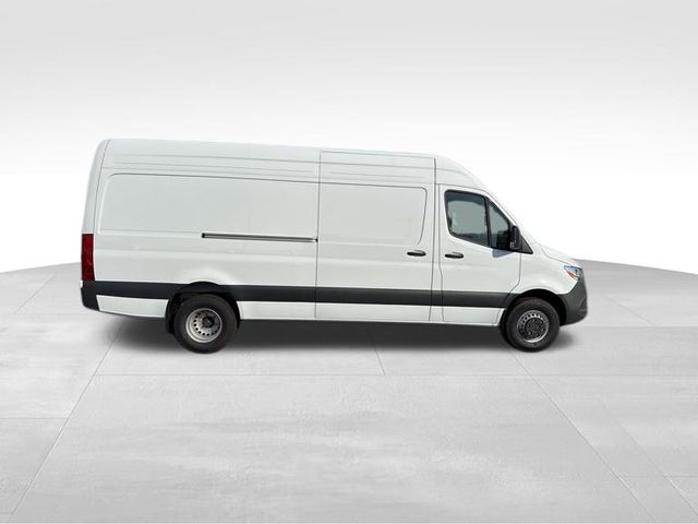 2025 Mercedes-Benz Sprinter Cargo Image 7 of 16