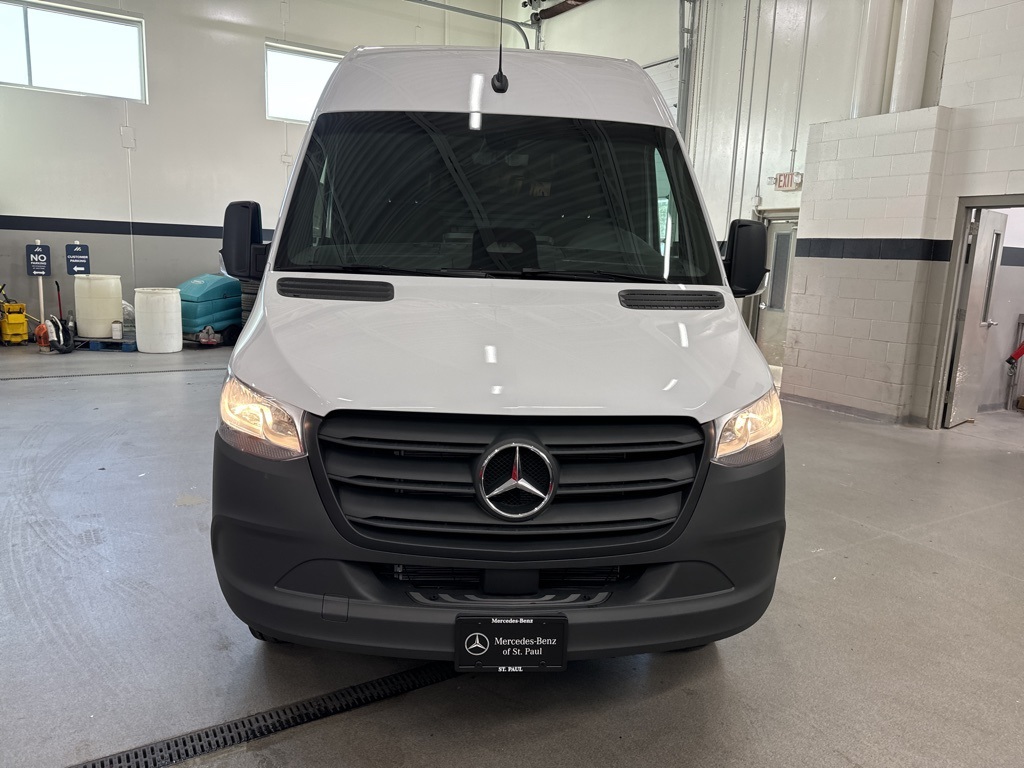 2025 Mercedes-Benz Sprinter Cargo Image 8 of 34