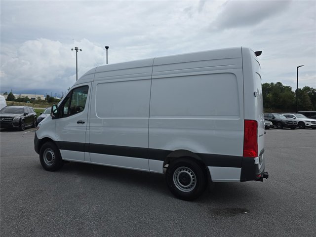 2025 Mercedes-Benz Sprinter Cargo Image 8 of 26