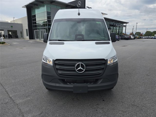 2025 Mercedes-Benz Sprinter Cargo Image 4 of 26