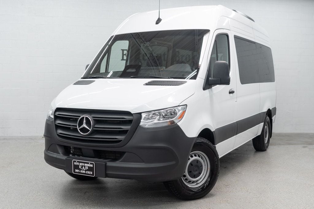 2025 Mercedes-Benz Sprinter Passsenger Image 3 of 45