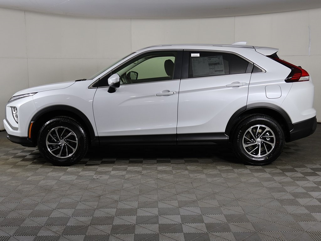 Vehicle image 11 of 45