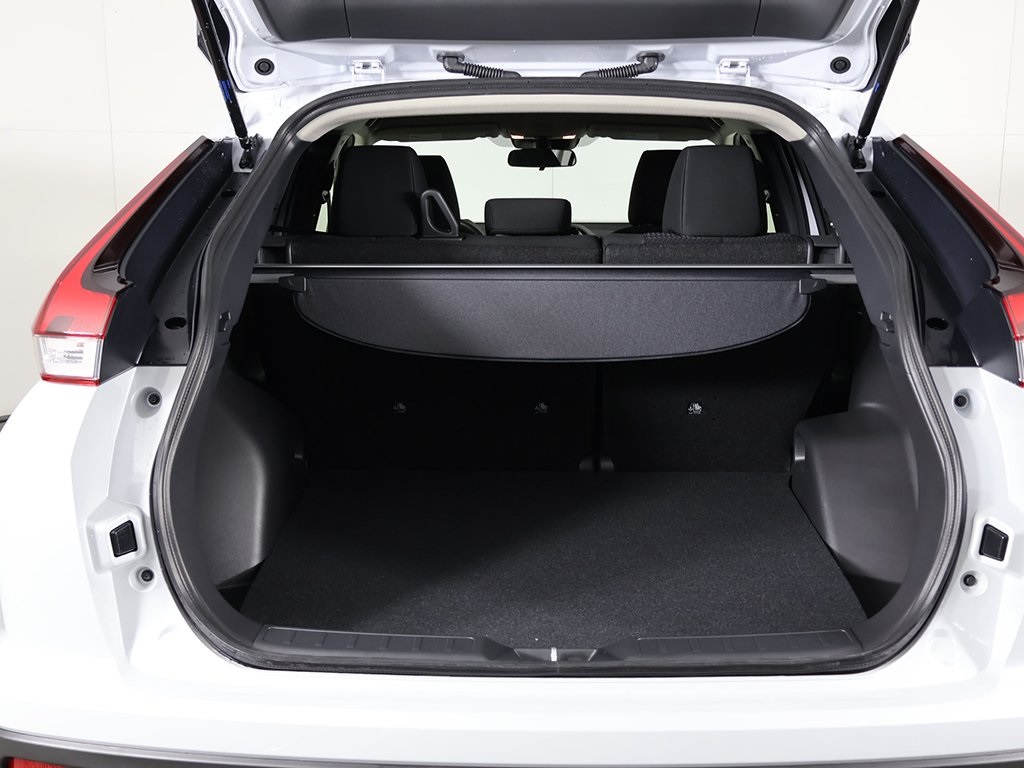Vehicle image 22 of 45