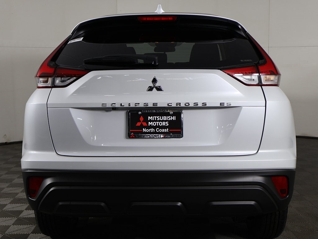 Vehicle image 9 of 45