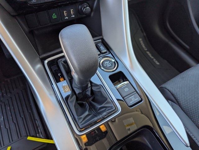 Vehicle image 26 of 36