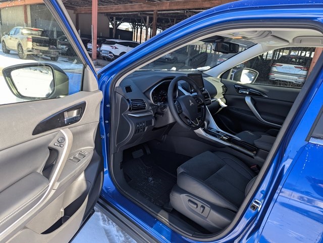 Vehicle image 17 of 36