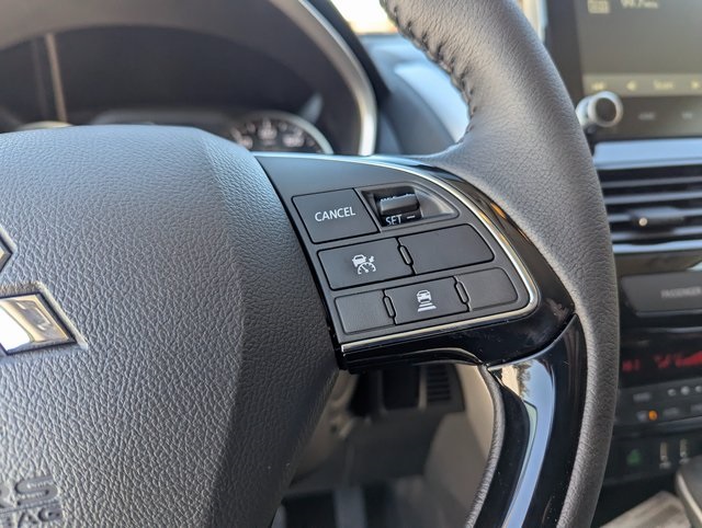 Vehicle image 21 of 36