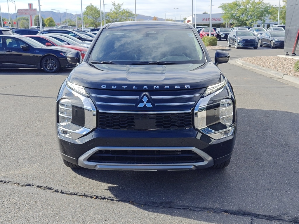 2025 Mitsubishi Outlander SE Image 35 of 35