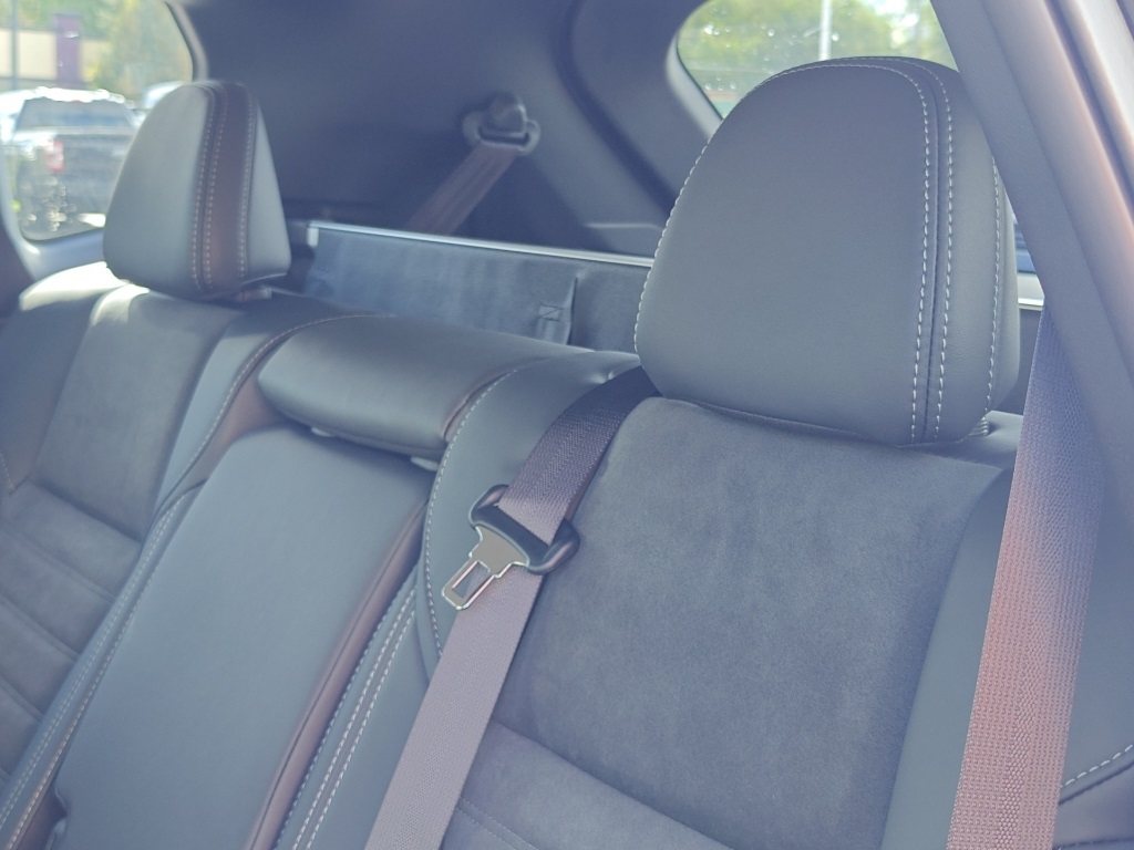 2025 Mitsubishi Outlander SE Image 13 of 35