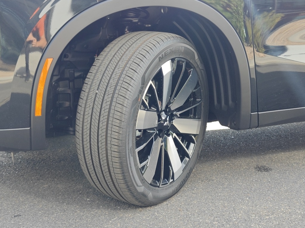 2025 Mitsubishi Outlander SE Image 8 of 35