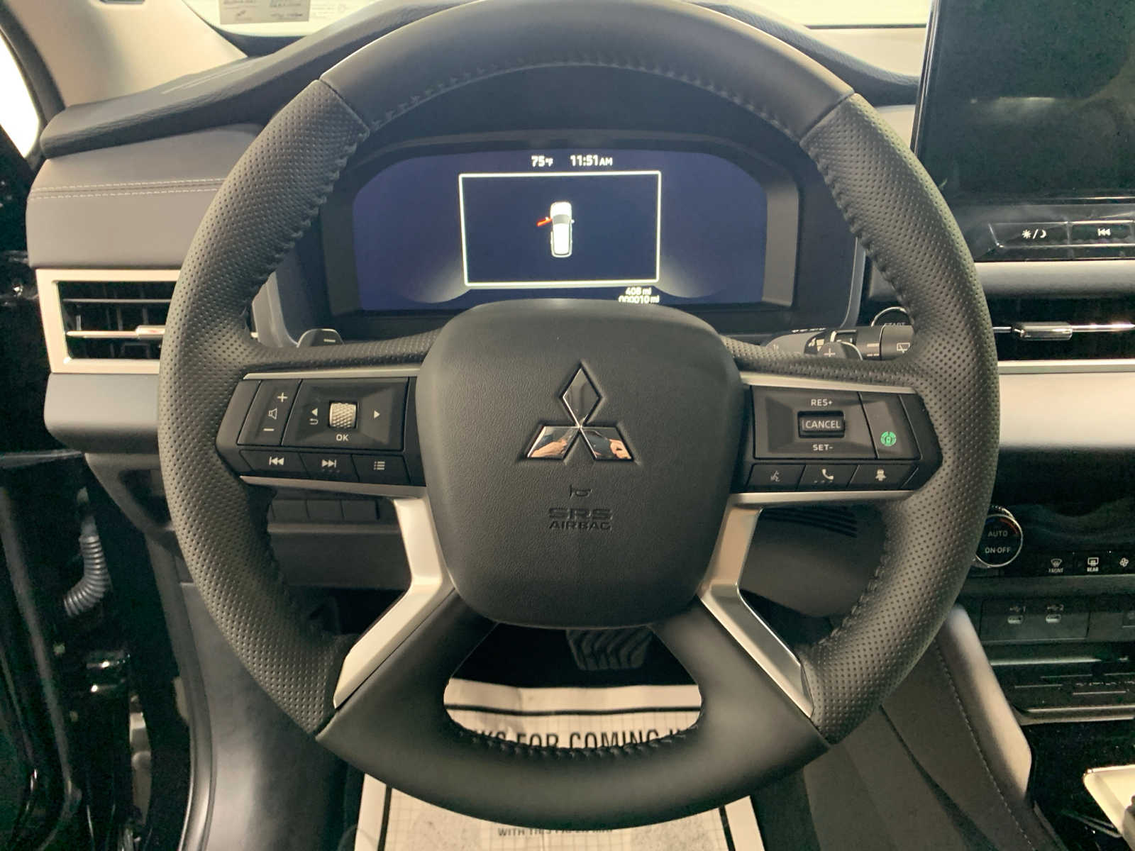 Vehicle image 9 of 12