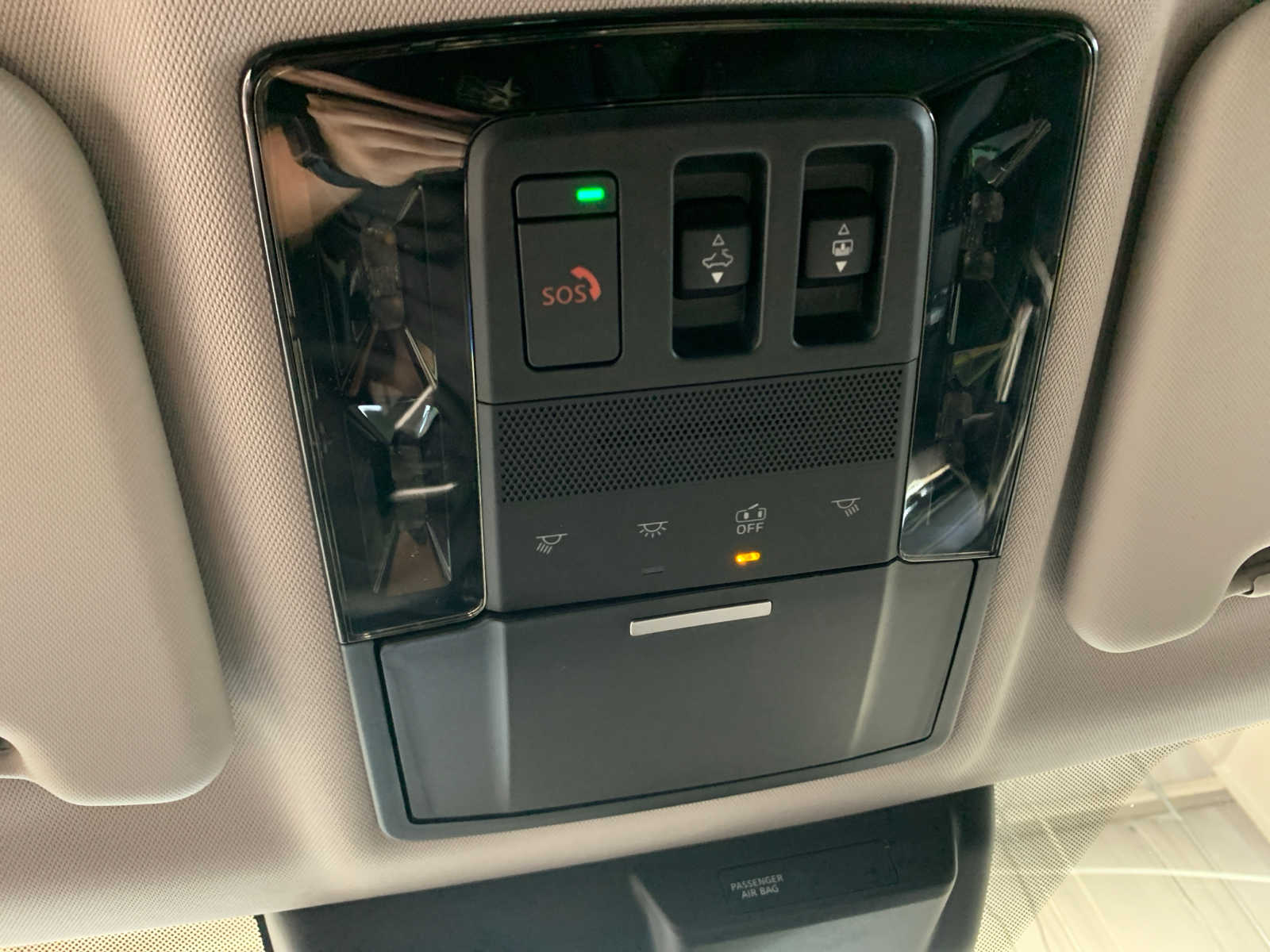 Vehicle image 12 of 12