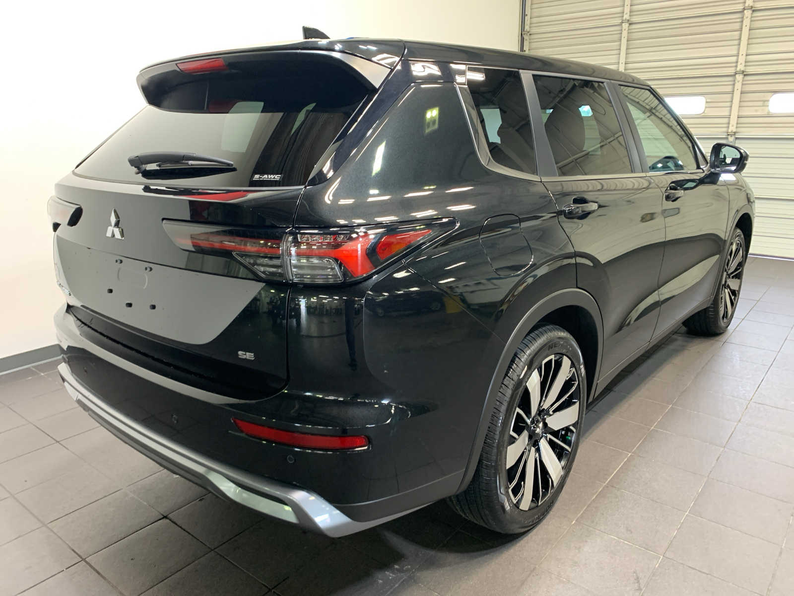 Vehicle image 3 of 12