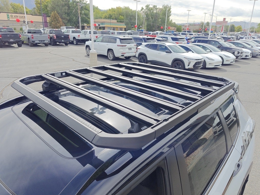 2025 Mitsubishi Outlander Image 13 of 38