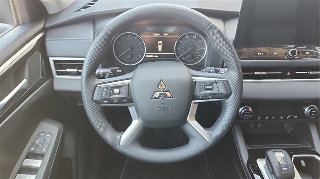 Vehicle image 12 of 32