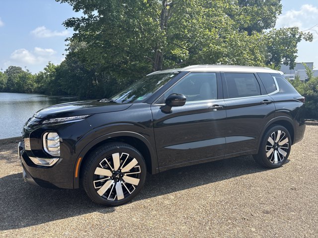 Vehicle image 1 of 14