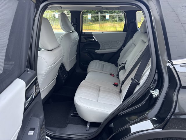 Vehicle image 14 of 14