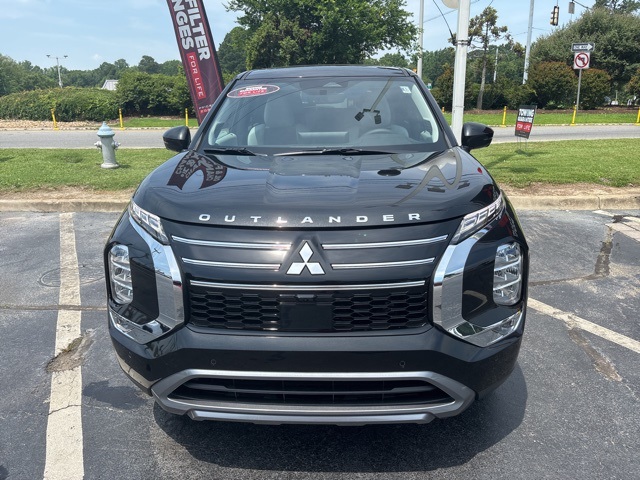 Vehicle image 3 of 28