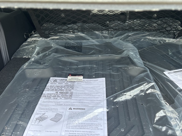 Vehicle image 12 of 28