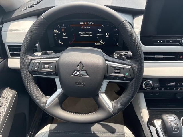 Vehicle image 24 of 28