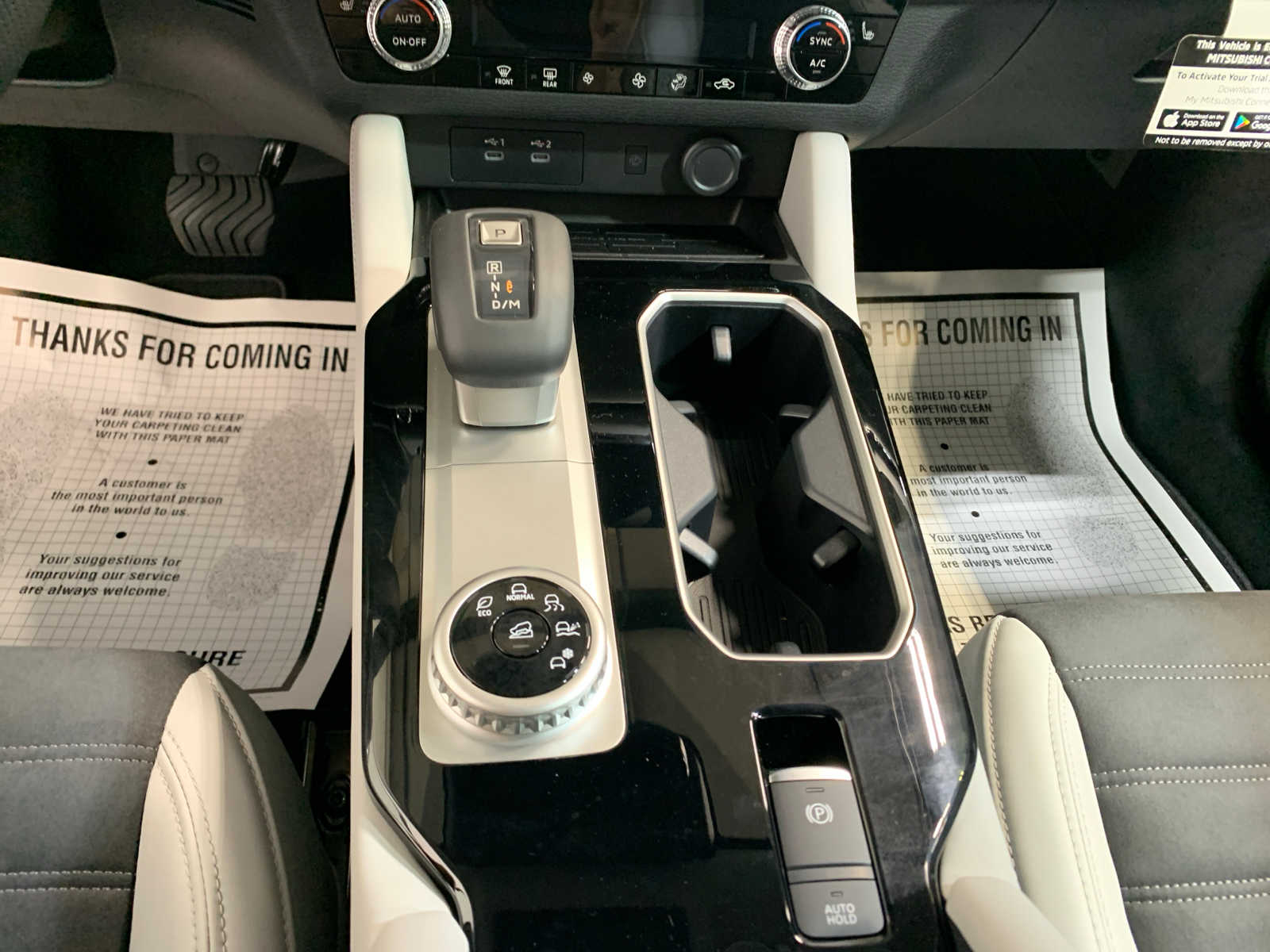 Vehicle image 11 of 12
