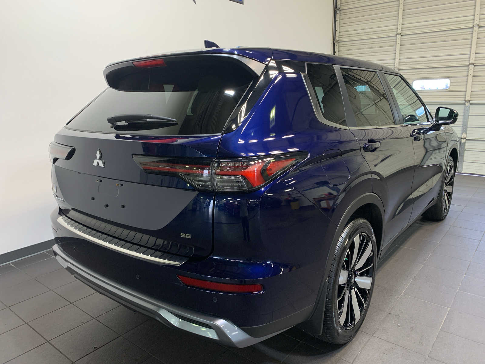 Vehicle image 3 of 12