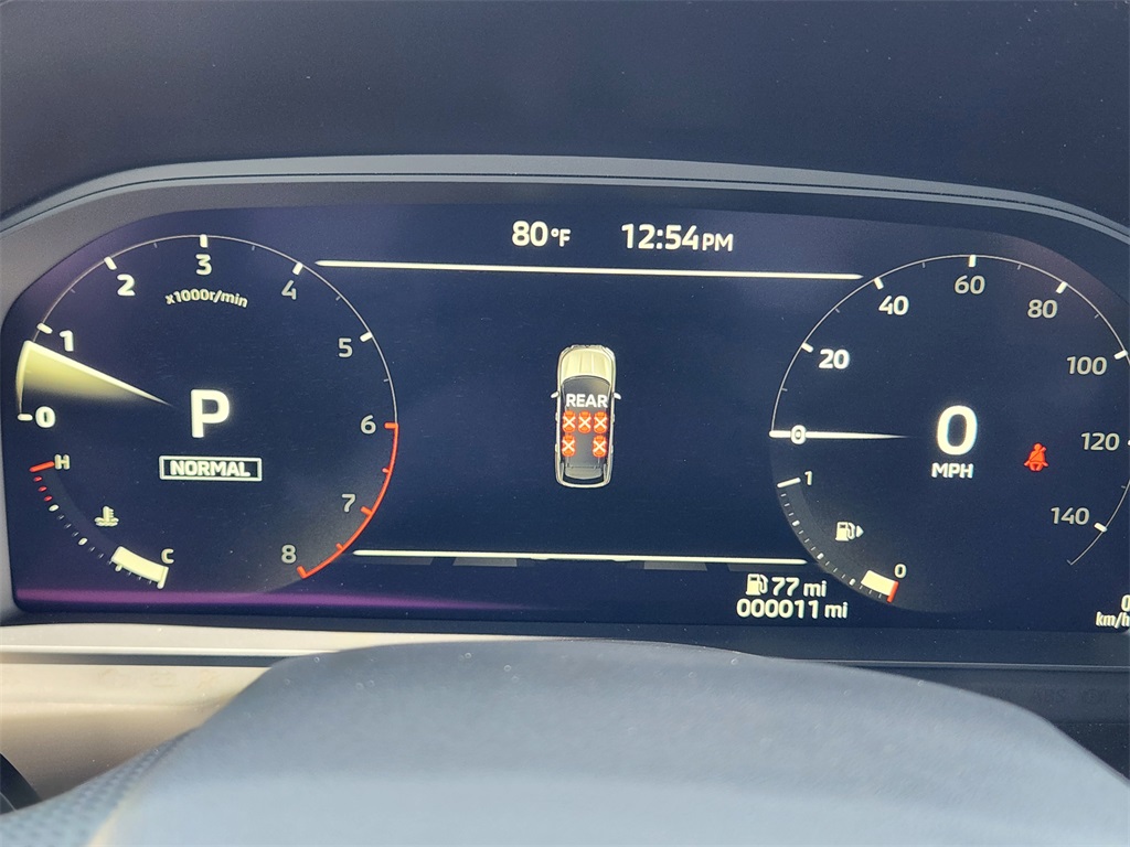Vehicle image 12 of 22