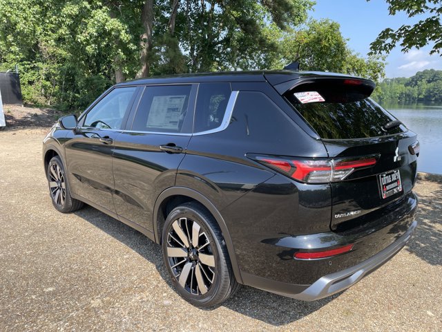 Vehicle image 6 of 14