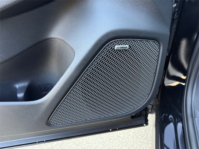 2025 Mitsubishi Outlander SE Image 35 of 35